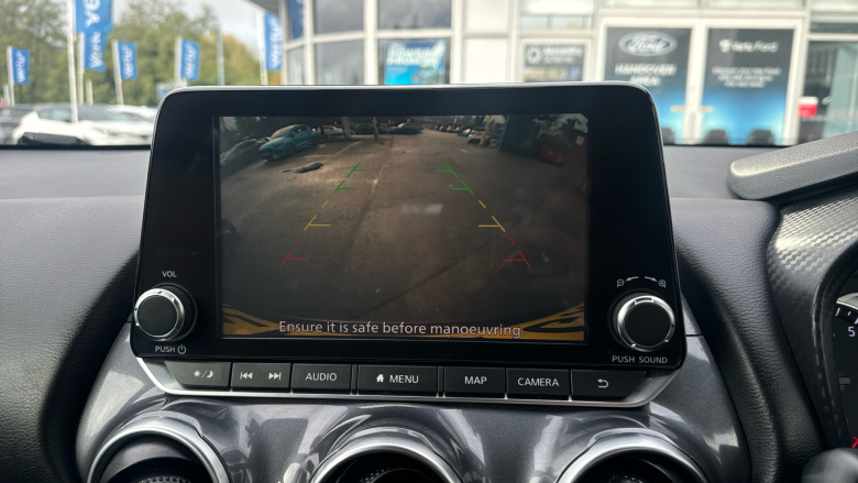 Nissan Juke 1.0 DiG-T 114 N-Connecta 5dr DCT Petrol Hatchback